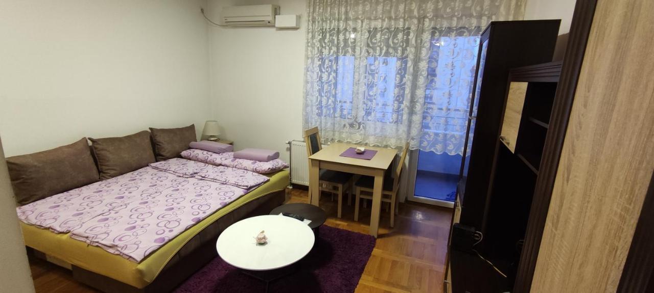 Apartman Bulevar Νόβι Σαντ Εξωτερικό φωτογραφία